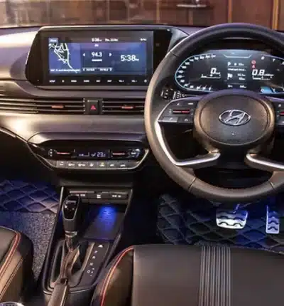 Premium hatchback self drive Chandigarh – Hyundai i20 for city and highway